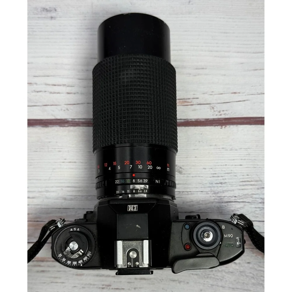 Nikon EM 35mm SLR Film Camera with Albinar ADG 80-200mm f3.9 Macro ZoomLens READ